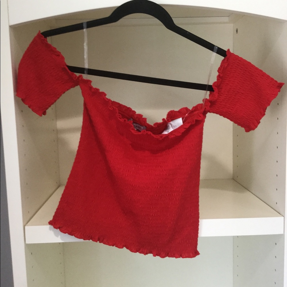 83. red elastic crop blouse size M juniors $5